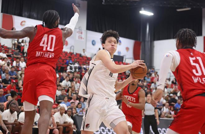 285